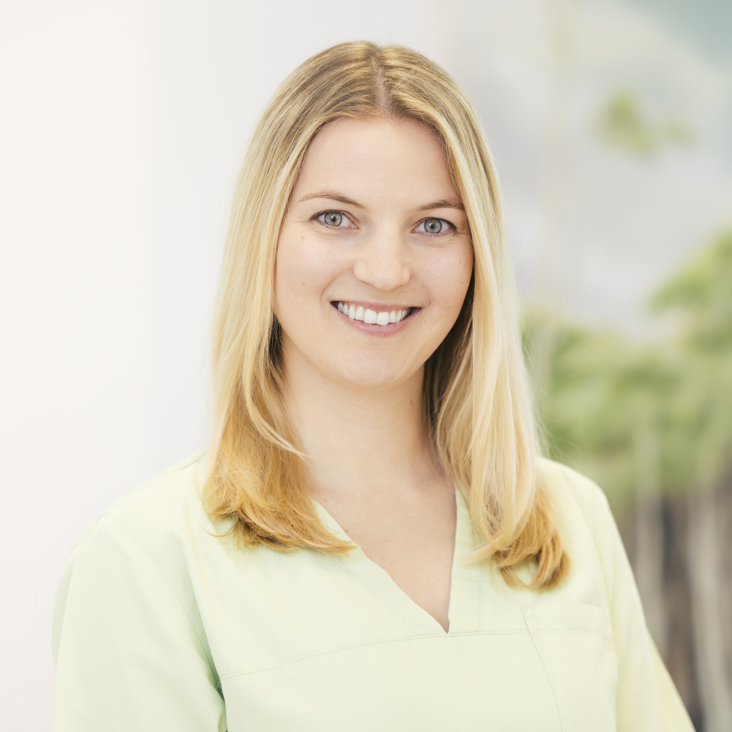 Dr. Charlotte Werdin